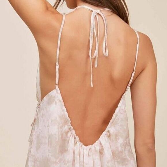 ASTR Sage Mauve Amalfi Tie Dye 2-Way Summer Halter Dress Size Medium - Picture 13 of 16